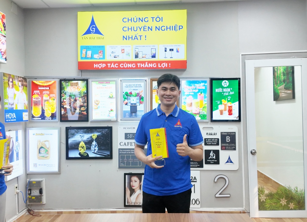 tuyên dương cá nhân có thành tích xuất sắc bộ phận kinh doanh hộp đèn