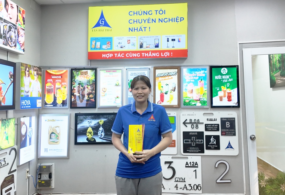 tuyên dương cá nhân có thành tích xuất sắc năm 2025 của bộ phận in phun Tân Hải Thái