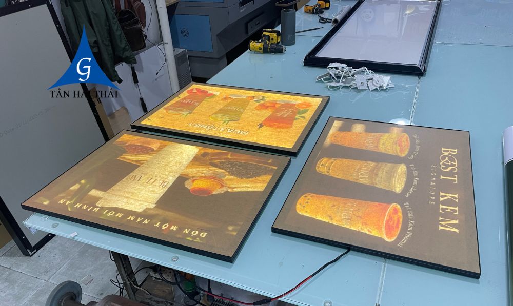xưởng sản xuất hộp đèn quảng cáo Tân Hải Thái