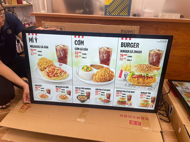 Màn Hình Quảng Cáo LCD Treo Tường
