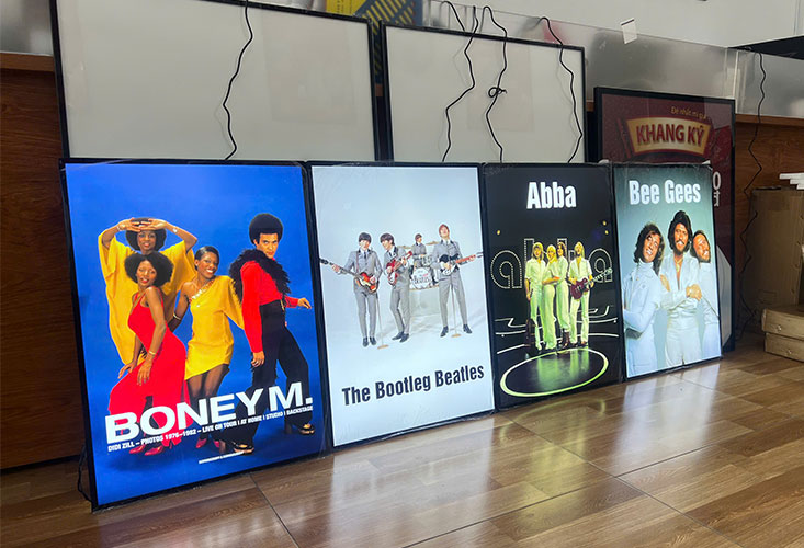 Tranh điện tranh rút A2 treo tường làm poster