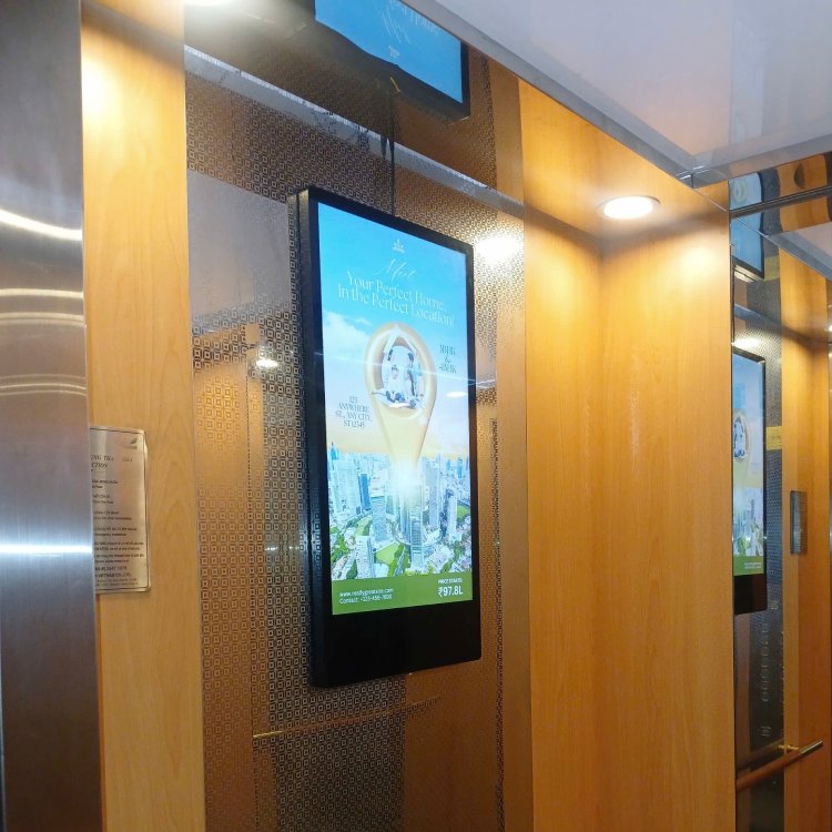 Màn Hình Quảng Cáo LCD Thang Máy 22"