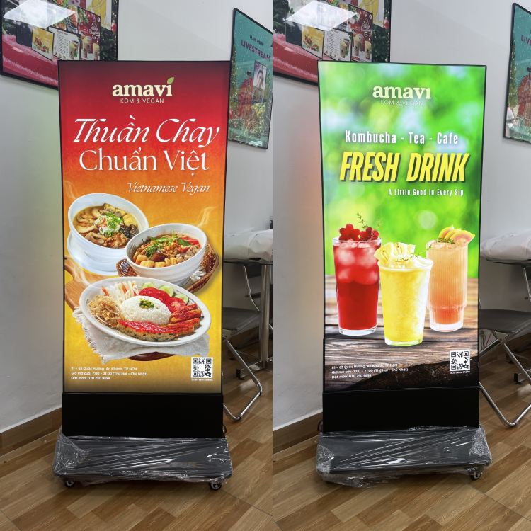 Hộp Đèn Không Viền Chân Đứng